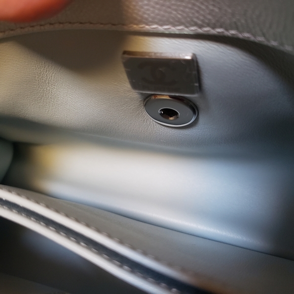 Chanel coco handle mini irridescent blue caviar bag - Picture 3 of 14